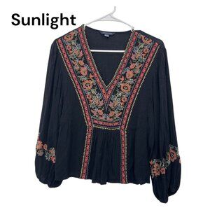 American Eagle Women Black Boho Embroidered 3/4 Sleeve Peasant Crop Blouse SZ XS